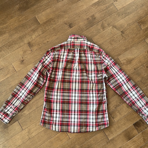 Gap button up shirt. Mens M. EUC. - Picture 2 of 3